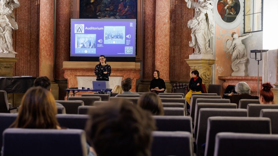 Zvuk, který nestárne aneb Archiv v podcastovém světě