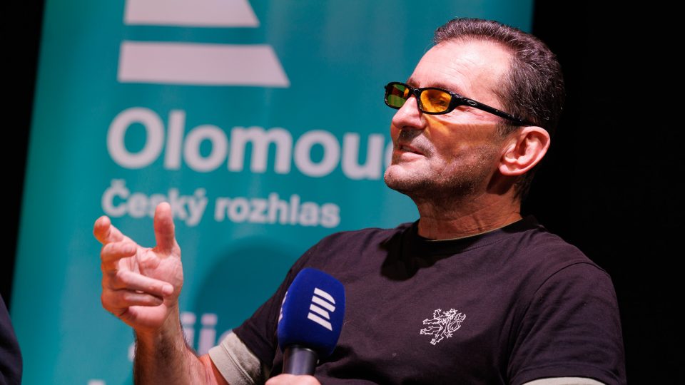 Ondřej Vetchý na besedě s herci Divadla Járy Cimrmana