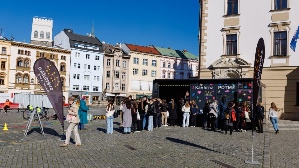 Kavárna Potmě je neoddělitelnou součástí Prix Bohemia Radio | foto: Jiří Šeda, Český rozhlas Kavárna Potmě je neoddělitelnou součástí Prix Bohemia Radio