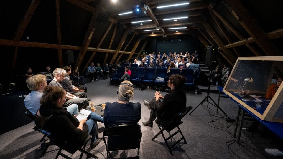 Veřejný poslech a diskuse v kategorii Drama