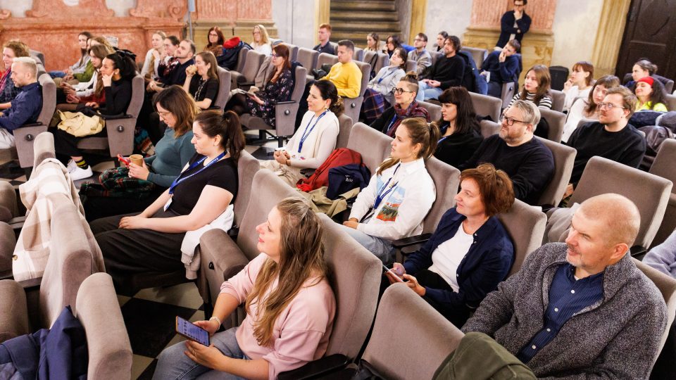 Námětová laboratoř - Tvůrčí pitching studentských námětů za přítomnosti rozhlasových dramaturgů a producentů | foto: Jiří Šeda, Český rozhlas Námětová laboratoř - Tvůrčí pitching studentských námětů za přítomnosti rozhlasových dramaturgů a producentů