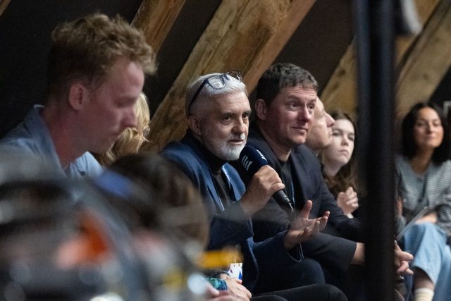 Veřejný poslech a diskuse v kategorii Drama